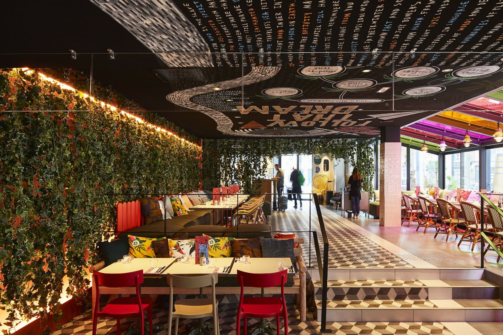 Mama Shelter Hotel 4*